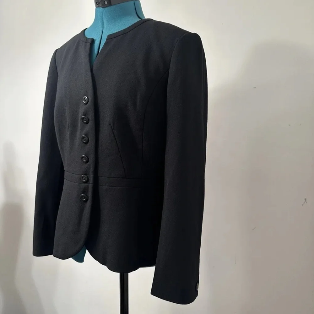 Talbot Petite Black Pure Wool Lined Italian Fabric Blazer Jacket Size 10P - Picture 3 of 11